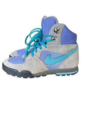 Vintage Nike Caldera Hiking Boots, Women’s 7.5 ACG
